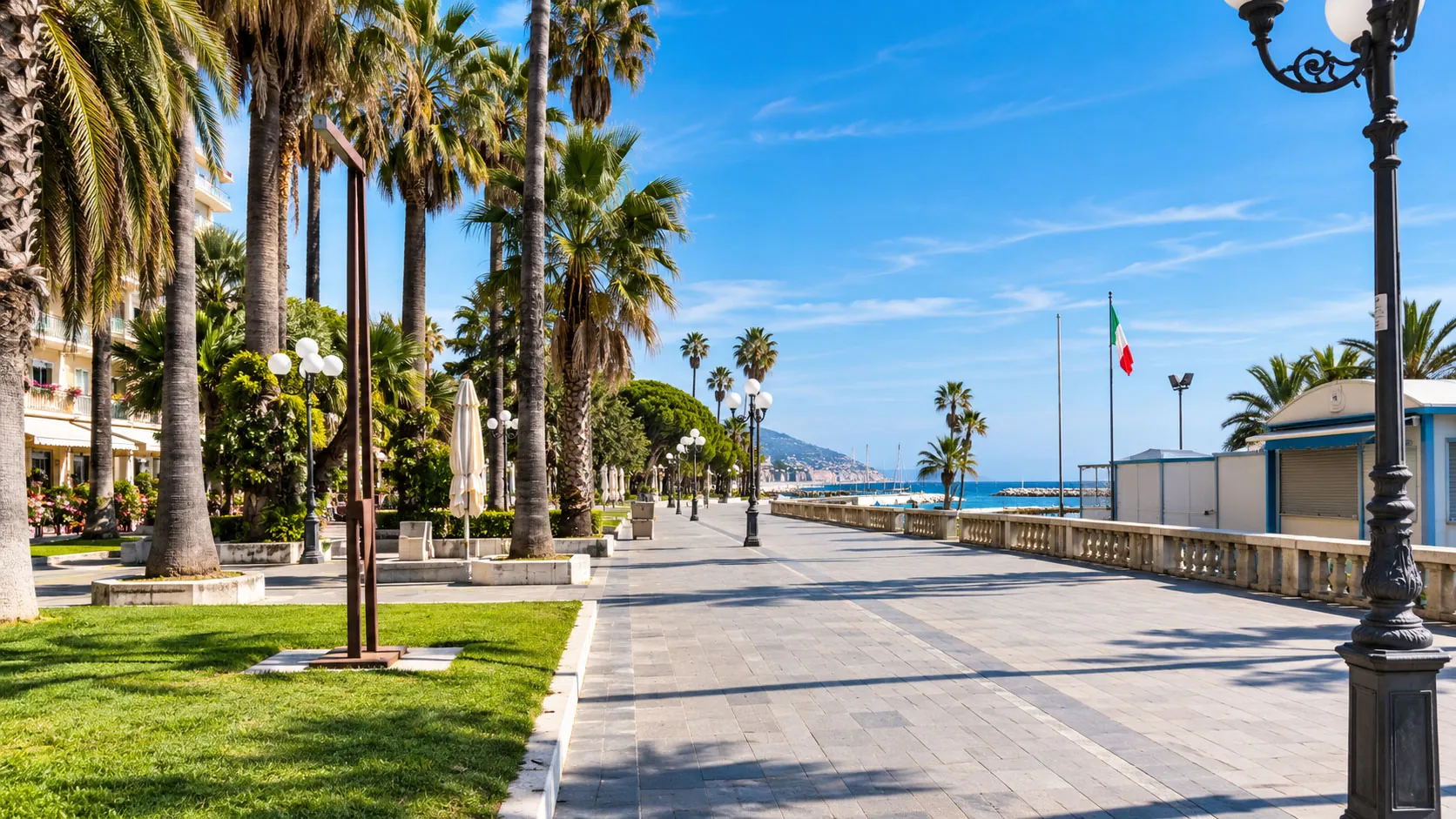 Il lungomare di Diano Marina